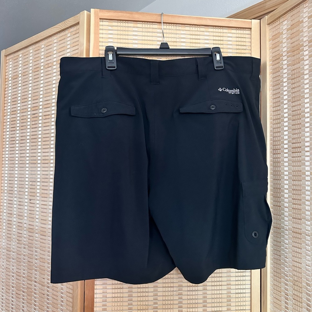 Columbia PFG Omni Shield Cargo Fishing Shorts Men’s 42 Black - Picture 3 of 10